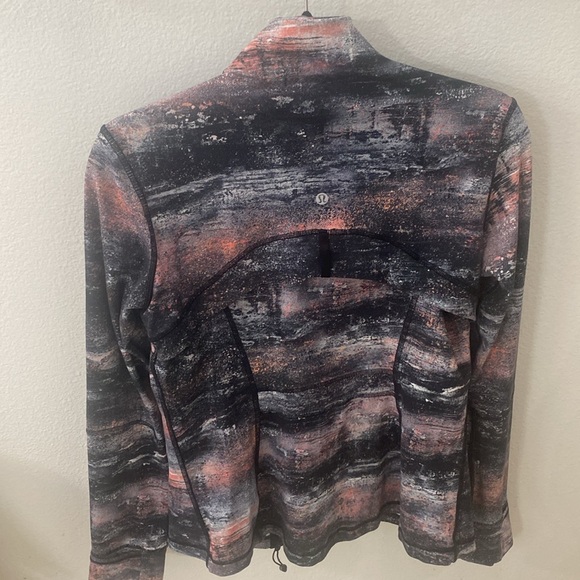 Jacket - Picture 3 of 4